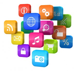 Sprechblasen mit verschiedenen Kommunikations-Symbolen | © Scanrail - Fotolia.com